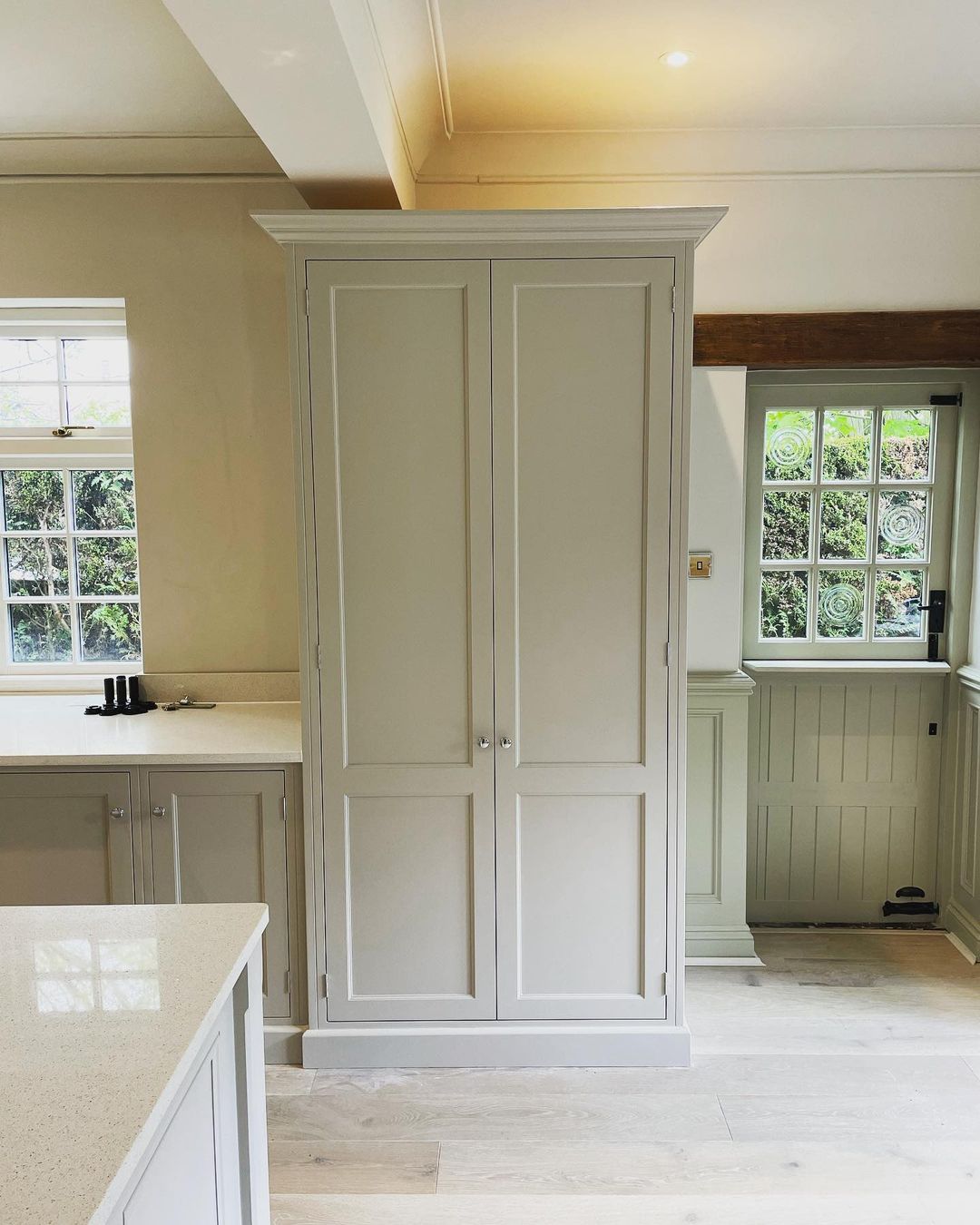 Bespoke Elegance: Harts Hand Made Kitchens Unveils Exquisite Wardrobe ...